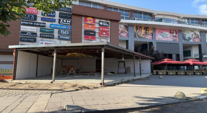 'Gecekondu gibi dükkan' tepki çekiyor