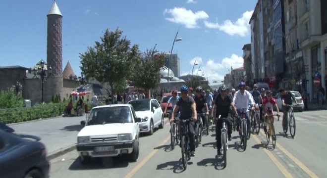 100. Yıl anısına pedal çevirdiler