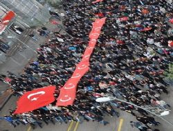 ‘Terörü lanetliyoruz’
