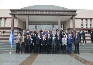 ATAÜNİ Türk Keneşi’ne başkanlık etti