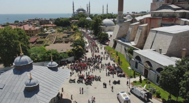 15 Temmuz şehitleri için 251 motosiklet ile saygı turu