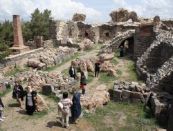 Dadaşlardan Nene Hatun’a vefa