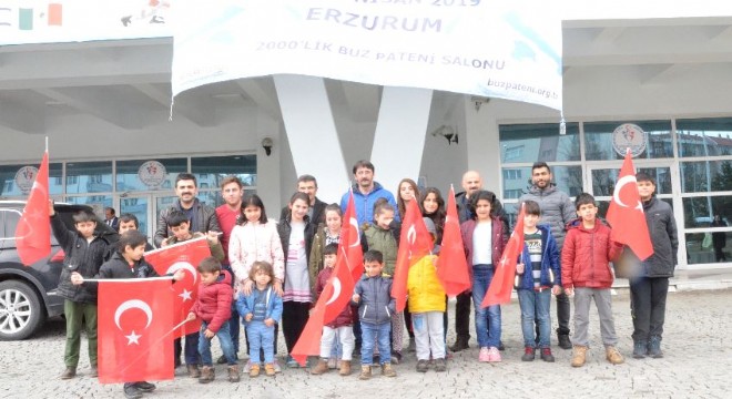 AÇSH spor kulübü buz sporlarına yoğunlaştı