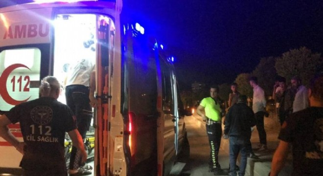 Ambulansla otomobil çarpıştı: 1 yaralı