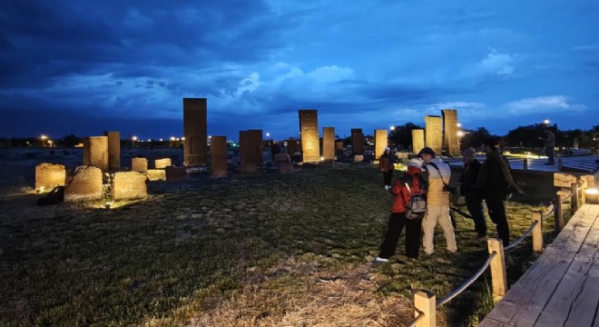 Anadolu Orhun Anıtlarında Gece Müzeciliği