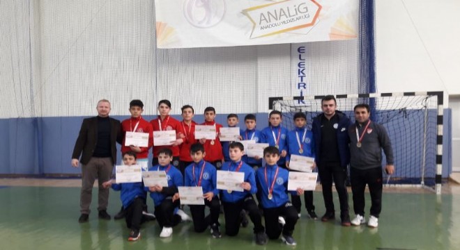 Aşkalespor çeyrek finalde