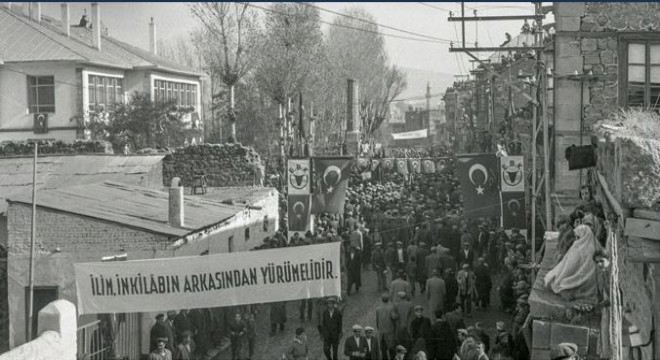 Atatürk Üniversitesi 64 yaşında