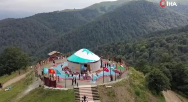 Azerbaycan Han Yurdu Yaylası'nda kültür şöleni
