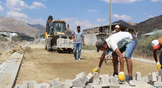 Aziziye Yoncalık yolları yenileniyor