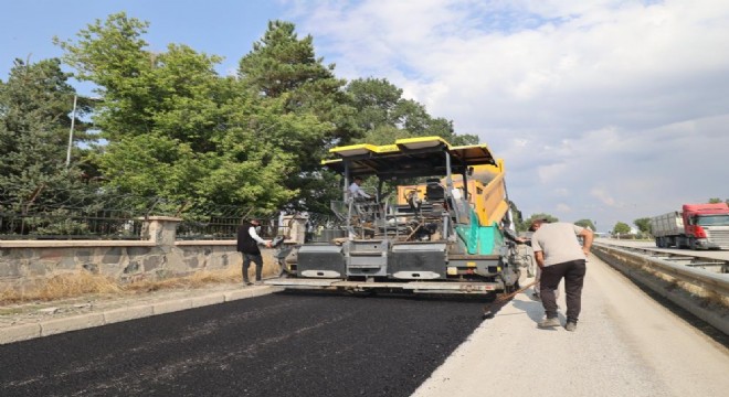 Aziziye'de ulaşım alt yapısı güncelleştiriliyor