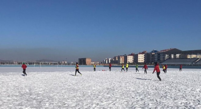 BAL’da Doğu derbisi