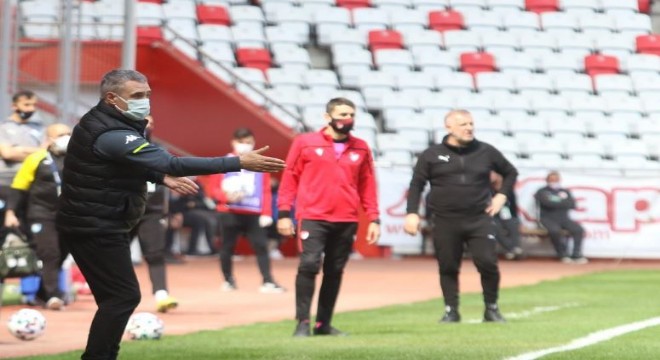 Bakkal: ‘Bireysel hatalarla mağlup olduk’