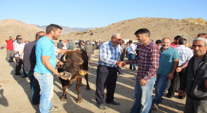 Besiciler arefe gününü bekliyor