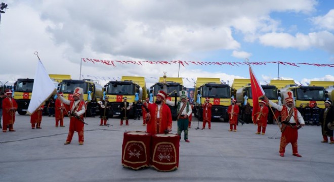 Büyükşehir Belediyesi araç filosunu güçlendirdi