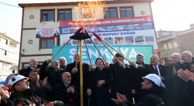 Büyükşehirden Şenkaya’da Toplu Açılış