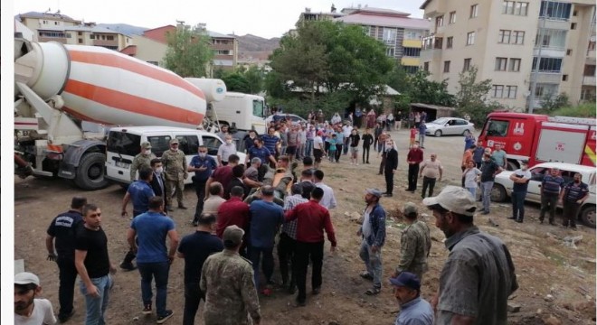 Cami inşaatında göçük: 3 yaralı