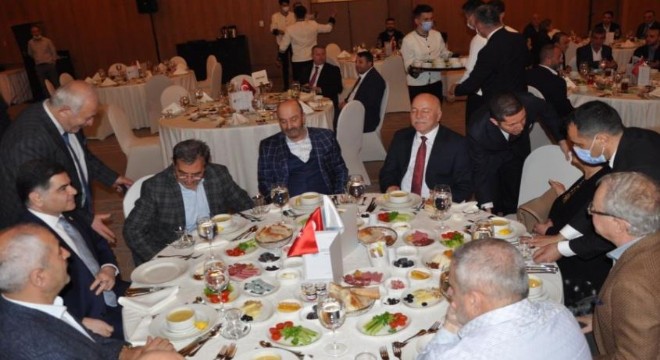 Dadaşlar birlik ve beraberlik iftarında buluştu