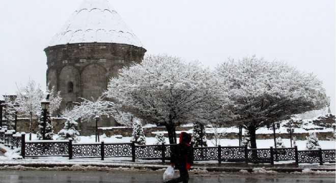 Doğu’da Beyaz Mevsim