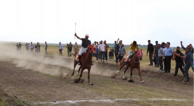 Doğu’da bir ilk: At Şenliği