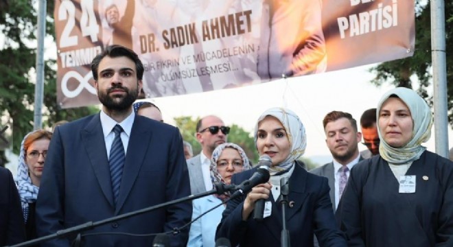 Dr. Sadık Ahmet dualarla anıldı
