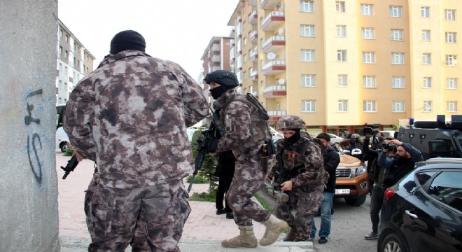 Emniyetten uyuşturucu operasyonu: 11 tutuklama