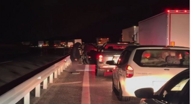 Erzincan - Sivas kara yolu yeniden ulaşıma açıldı