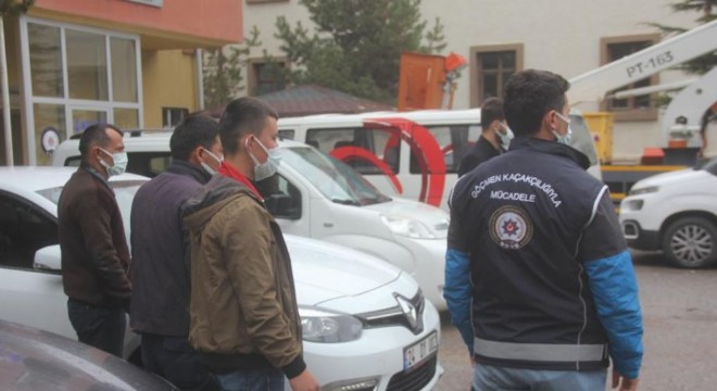 Erzincan yolunda düzensiz göçmen operasyonu