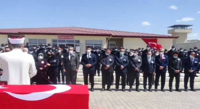 Erzurumlu gardiyan görevi başında yaşamını yitirdi