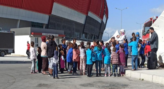 Gezici kütüphane deprem bölgesinde