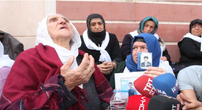 HDP önünde eylem yapan aile sayısı 31 e yükseldi