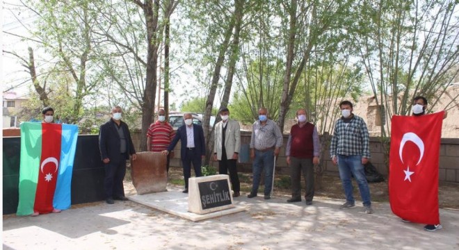 Hakmehmet köyü şehitleri dualarla anıldı