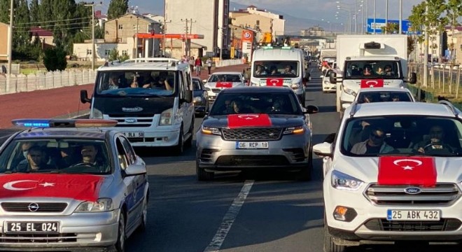 Horasanlı Dadaşlar Demokrasi Konvoyu oluşturdu