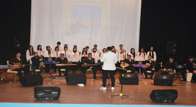 Jandarma ve öğrencilerden muhteşem konser