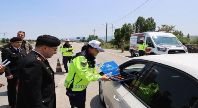 Jandarmadan trafikte bayram denetimİ