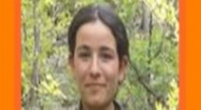 Kadın terörist ölü ele geçirildi