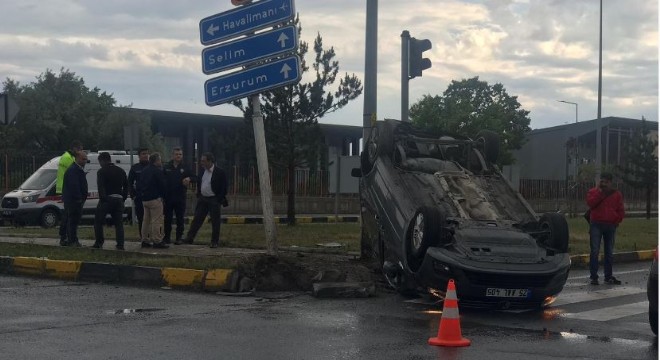 Kars yolunda trafik kazası: 1 yaralı