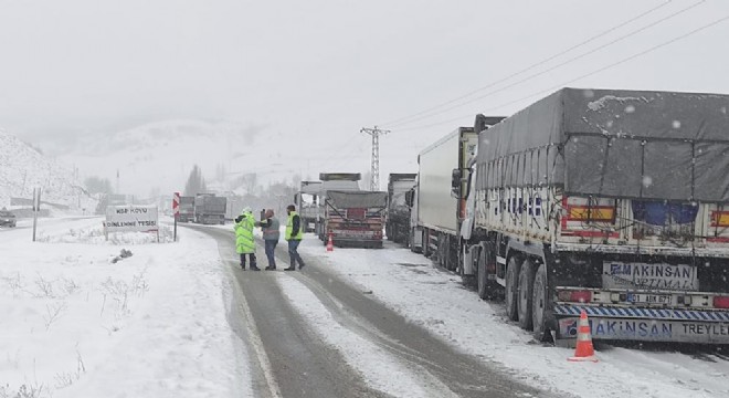 Kop Dağı ağır tonajlı araçlara kapatıldı