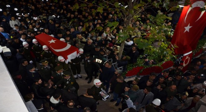 Manisa şehidini gözyaşlarıyla uğurladı