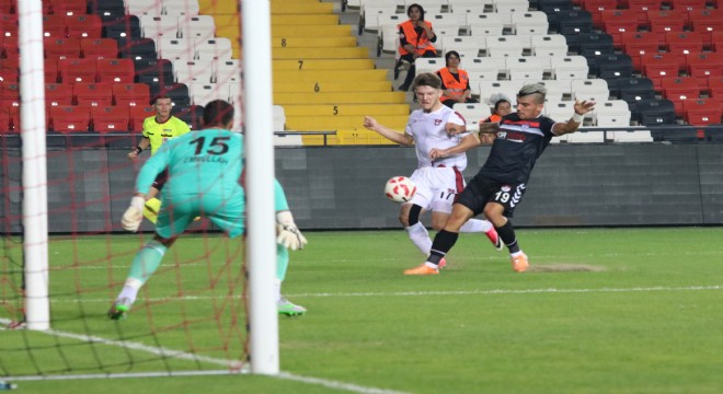 Manisaspor deplasmanda farka gitti