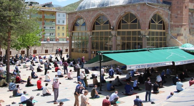 Oltu Aslanpaşa’da Cuma buluşması