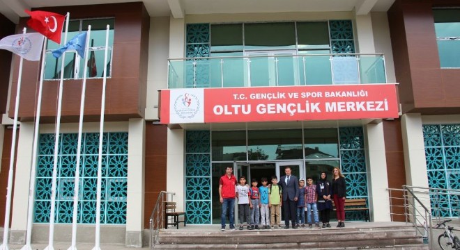 Oltu Gençlik Merkezi hizmete başladı