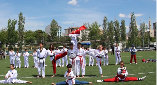 Oltulular 100’üncü yıl gururunu paylaştı