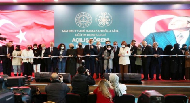 Özer’den eğitim reformu açıklaması