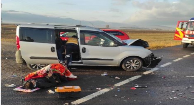 Pasinler’de trafik kazası: 6 yaralı