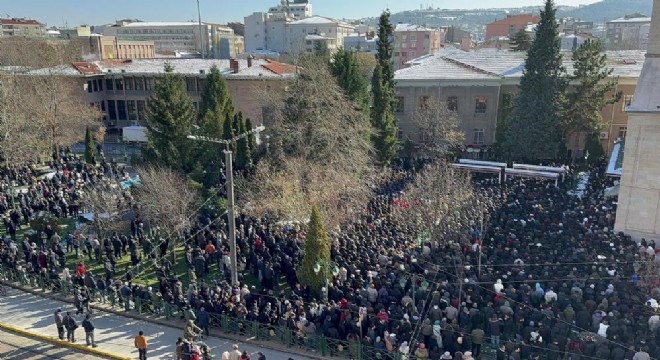 Şehit Evcin’i binler uğurladı