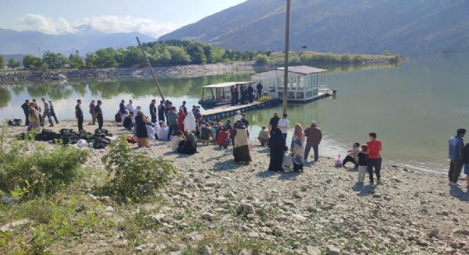 Tortum Gölü can aldı