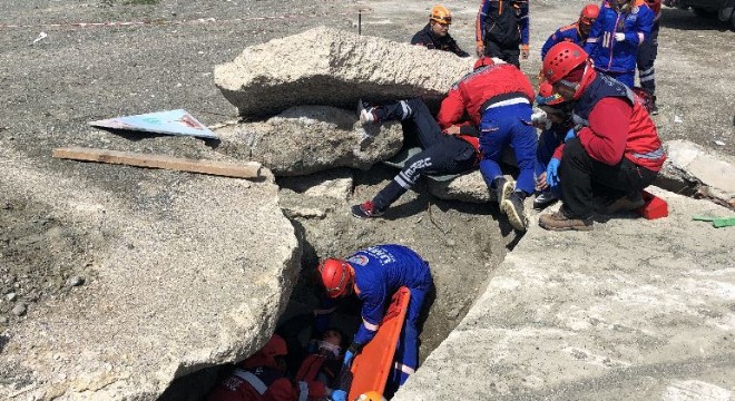 UMKE tatbikatı gerçeğini aratmadı