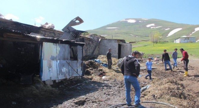 Yağmurcuk’ta ahır yangını: 9 yaralı