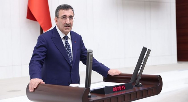 Yılmaz, 2025 Yılı Bütçesini sundu