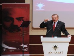 Milli Şair Akif rahmetle anıldı